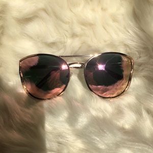 🚫SOLD🚫Quay Australia Cherry Bomb sunnies